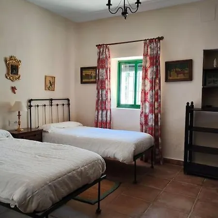 - Cortijo El Palomar *
