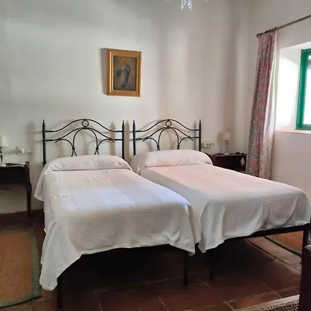 - Cortijo El Palomar Alcantara (Cadiz)